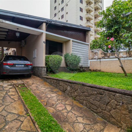 Casa Térrea à venda com 3 quartos, sendo 1 suíte, em Santo Amaro, São Paulo, SP