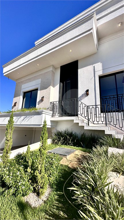 Casa à venda com 3 suítes no condomínio Residencial Florais Itália, Cuiabá - MT