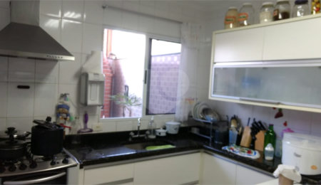 Casa à venda com 3 quartos, sendo 1 suíte,  no condomínio Residencial Água Fria, São Paulo - SP