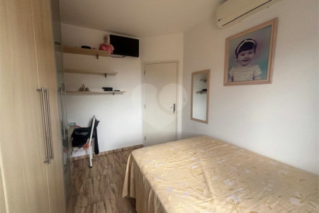 Casa à venda com 3 quartos, sendo 1 suíte, no condomínio Ibiti do Paço, Sorocaba - SP