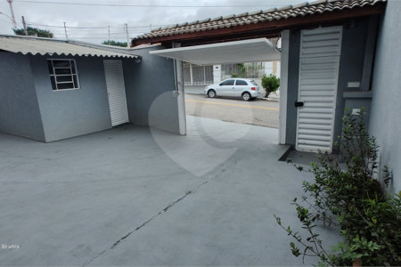 Sobrado à venda com 3 suítes em Jardim das Palmeiras, Atibaia, SP