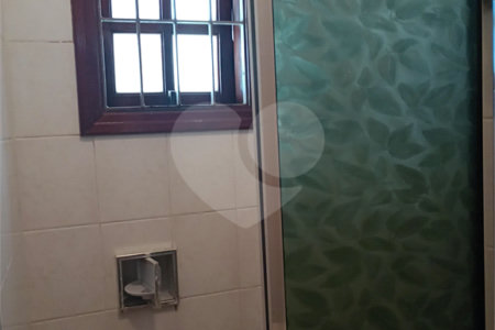 Sobrado à venda com 3 suítes em Vila Inah, São Paulo, SP