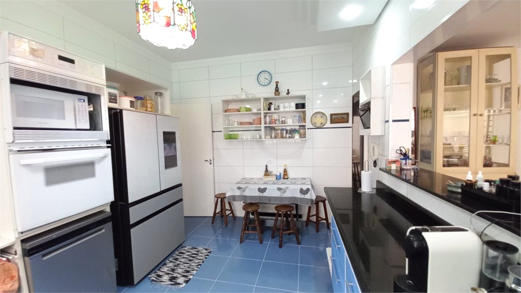 Sobrado à venda com 3 quartos, sendo 1 suíte, em Vila Gomes, São Paulo, SP