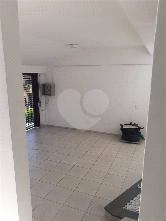 Sobrado à venda com 3 quartos, sendo 1 suíte, em Parque Santana, Mogi das Cruzes, SP