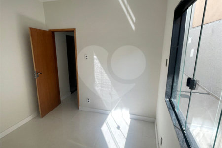 Casa à venda com 4 quartos, sendo 1 suíte, em Campo Grande, Rio de Janeiro, RJ