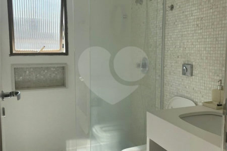 Apartamento à Venda no Itaim Bibi com Infraestrutura Completa de Lazer