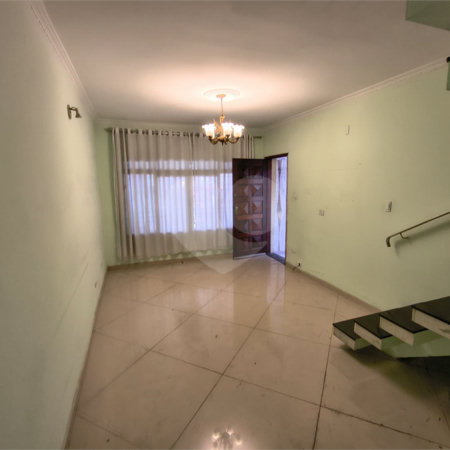 Sobrado à venda com 3 quartos em Vila Paulo Silas, São Paulo, SP