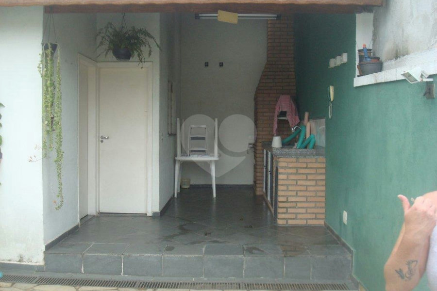Sobrado à venda com 3 quartos, sendo 1 suíte,  em Parque Peruche, São Paulo, SP