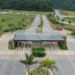 Terreno à venda com 1 suíte no condomínio Altavis Aldeia, Santana de Parnaíba - SP