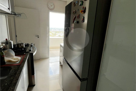 Apartamento à venda com 3 quartos, sendo 2 suítes, em Cidade Alta, Cuiabá, MT
