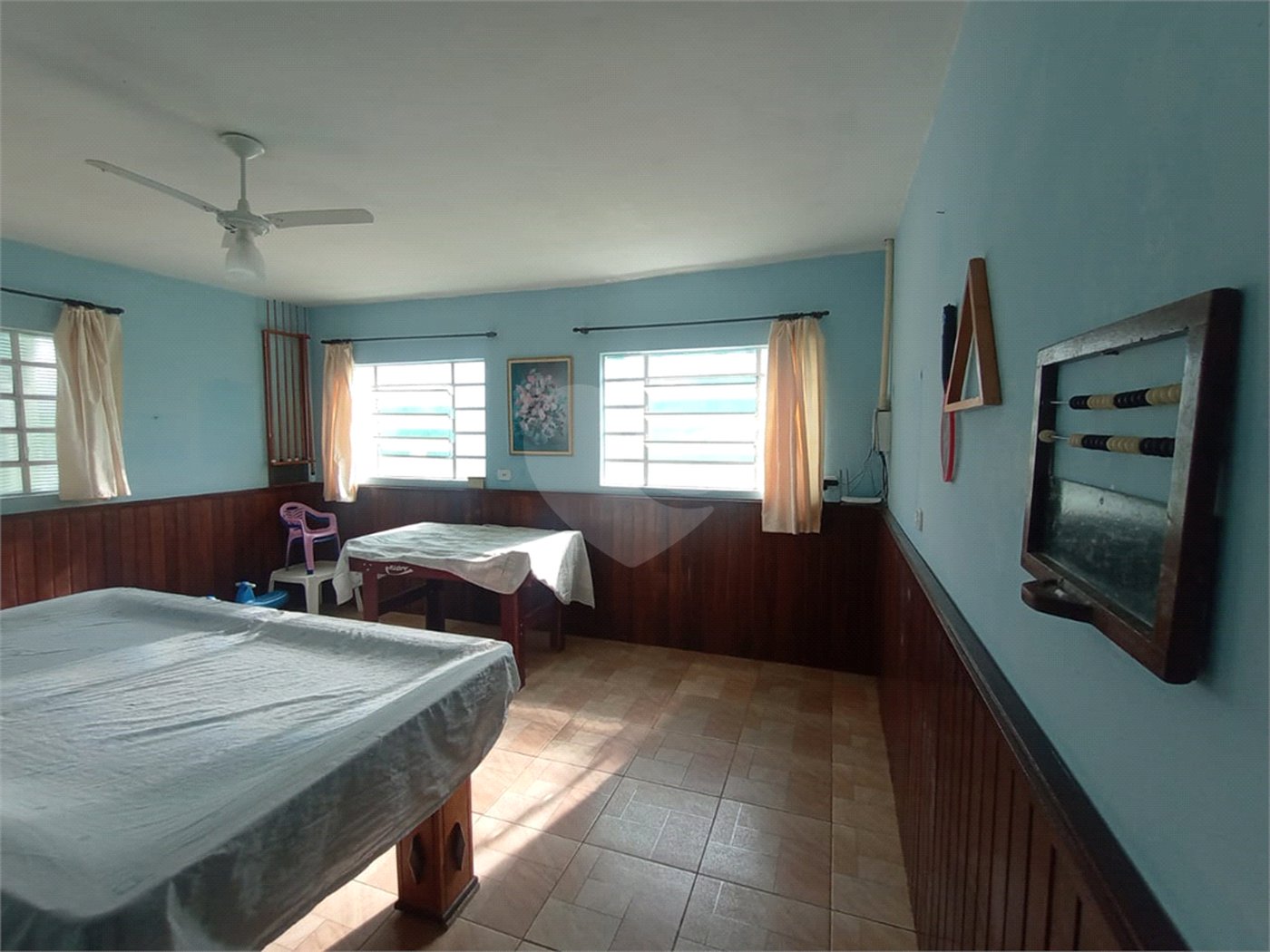 Chácara à venda com 6 quartos, sendo 1 suíte,  em Cercadinho, Alambari, SP