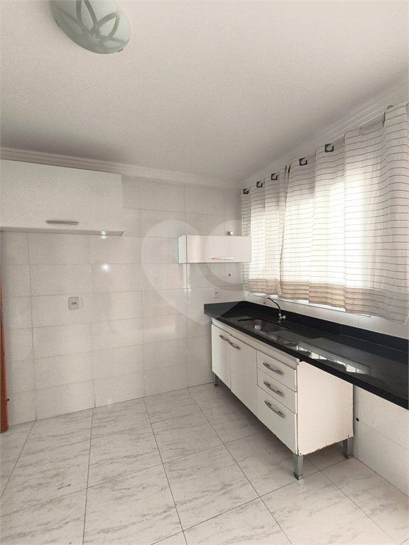 Sobrado à venda com 3 quartos, sendo 1 suíte, em Chora Menino, São Paulo, SP