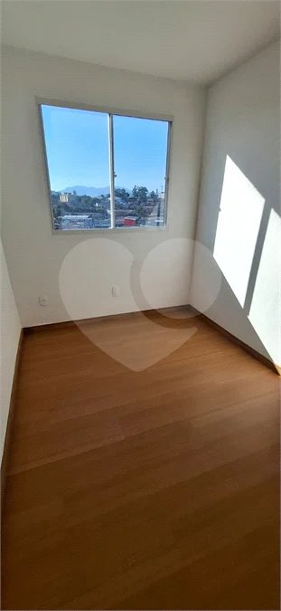 Apartamento de 42m² à venda na Vila Nova Bonsucesso, em Guarulhos, com 2 dormitórios e 1 vaga de garagem.