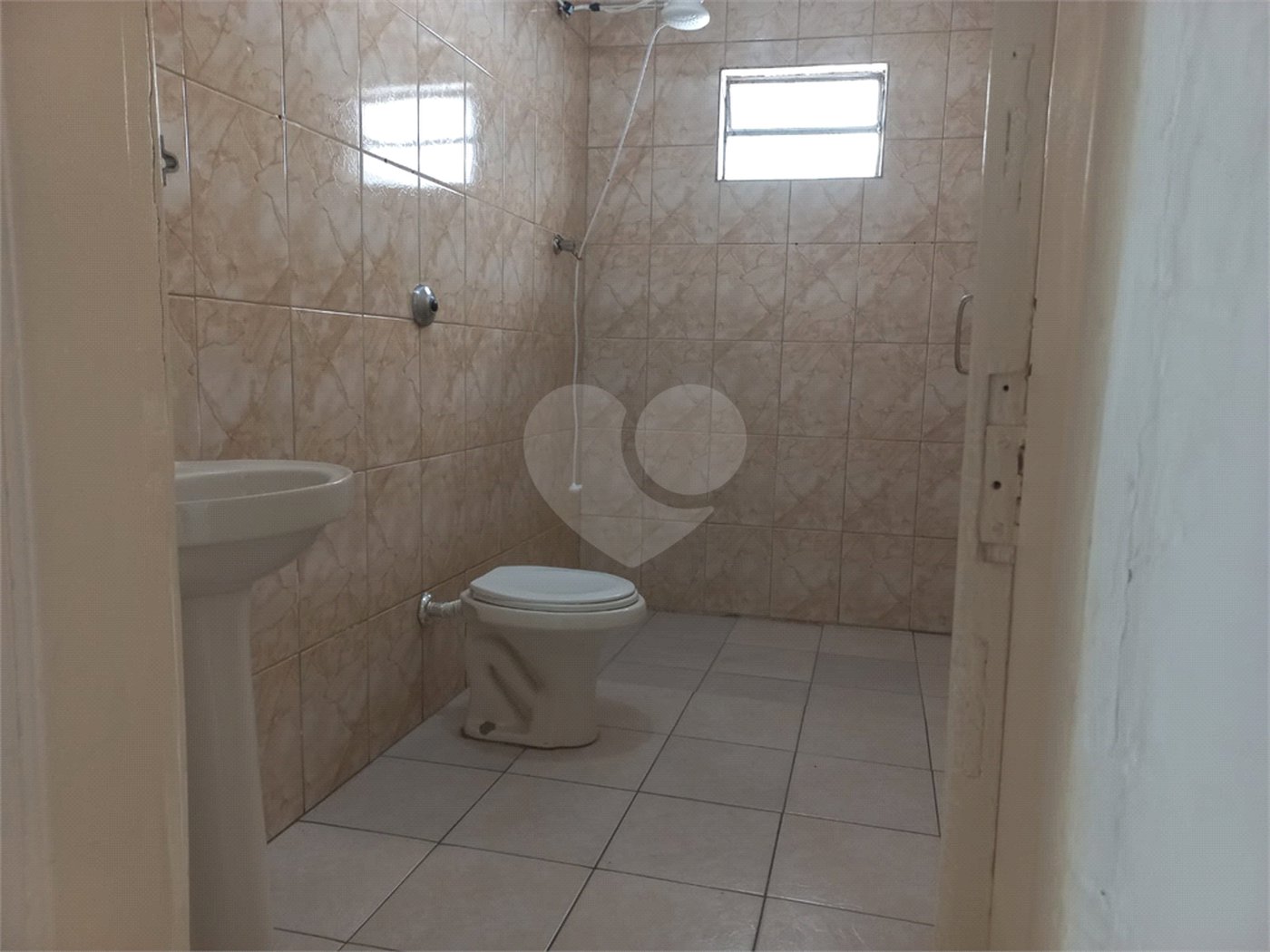 Sobrado à venda com 3 quartos, sendo 1 suíte,  em Vila Lageado, São Paulo, SP