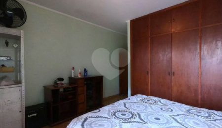 Casa à venda com 3 suítes em Jardim Namba, São Paulo, SP