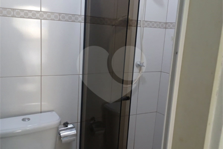 Sobrado à venda com 3 quartos, sendo 1 suíte,  em Ermelino Matarazzo, São Paulo, SP