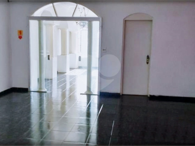 Casa à venda com 2 suítes no condomínio Conselheiro Moreira de Barros, São Paulo - SP