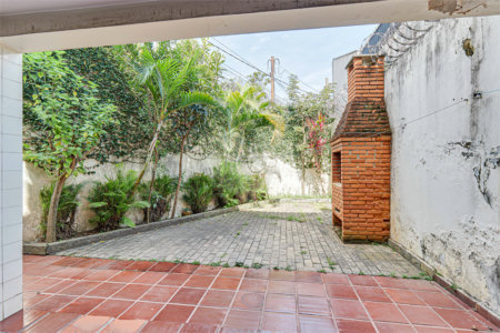 Casa Térrea à venda com 4 quartos, sendo 1 suíte,  em Jardim Prudência, São Paulo, SP