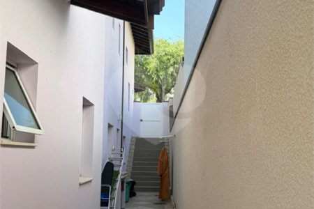 Casa à venda com 3 quartos, sendo 1 suíte, no condomínio Residencial Grape Village, Vinhedo - SP