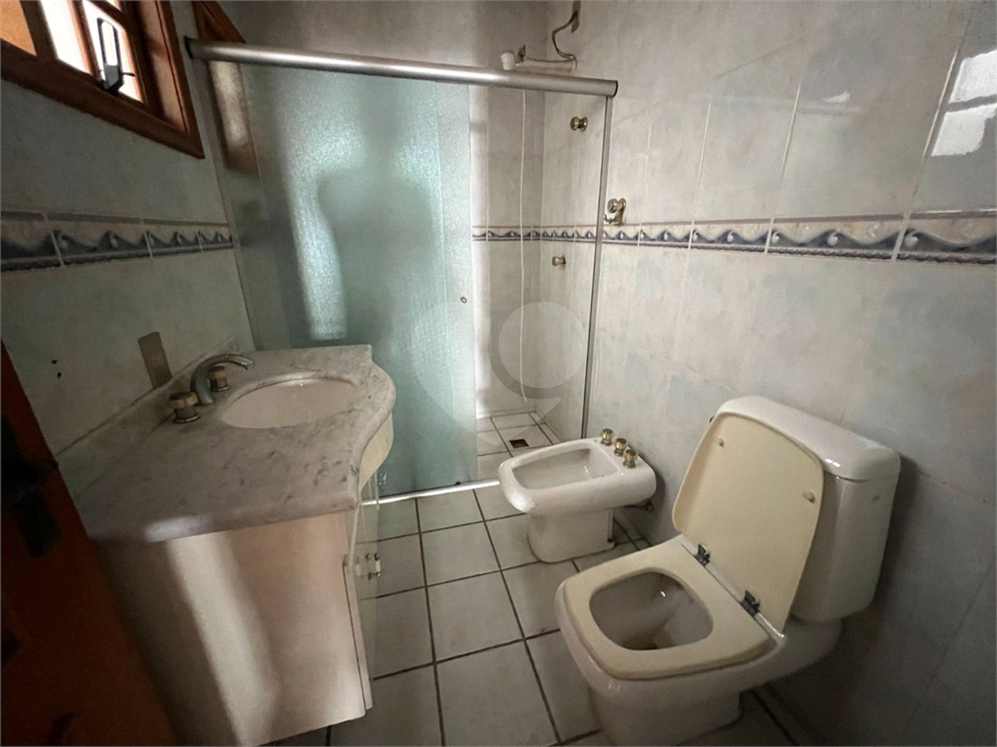 Casa à venda com 3 quartos, sendo 1 suíte, em Vila Vianelo, Jundiaí, SP