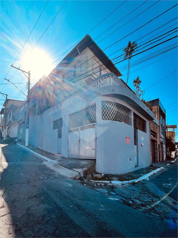 Sobrado à venda com 3 quartos, sendo 1 suíte, em Vila Medeiros, São Paulo, SP