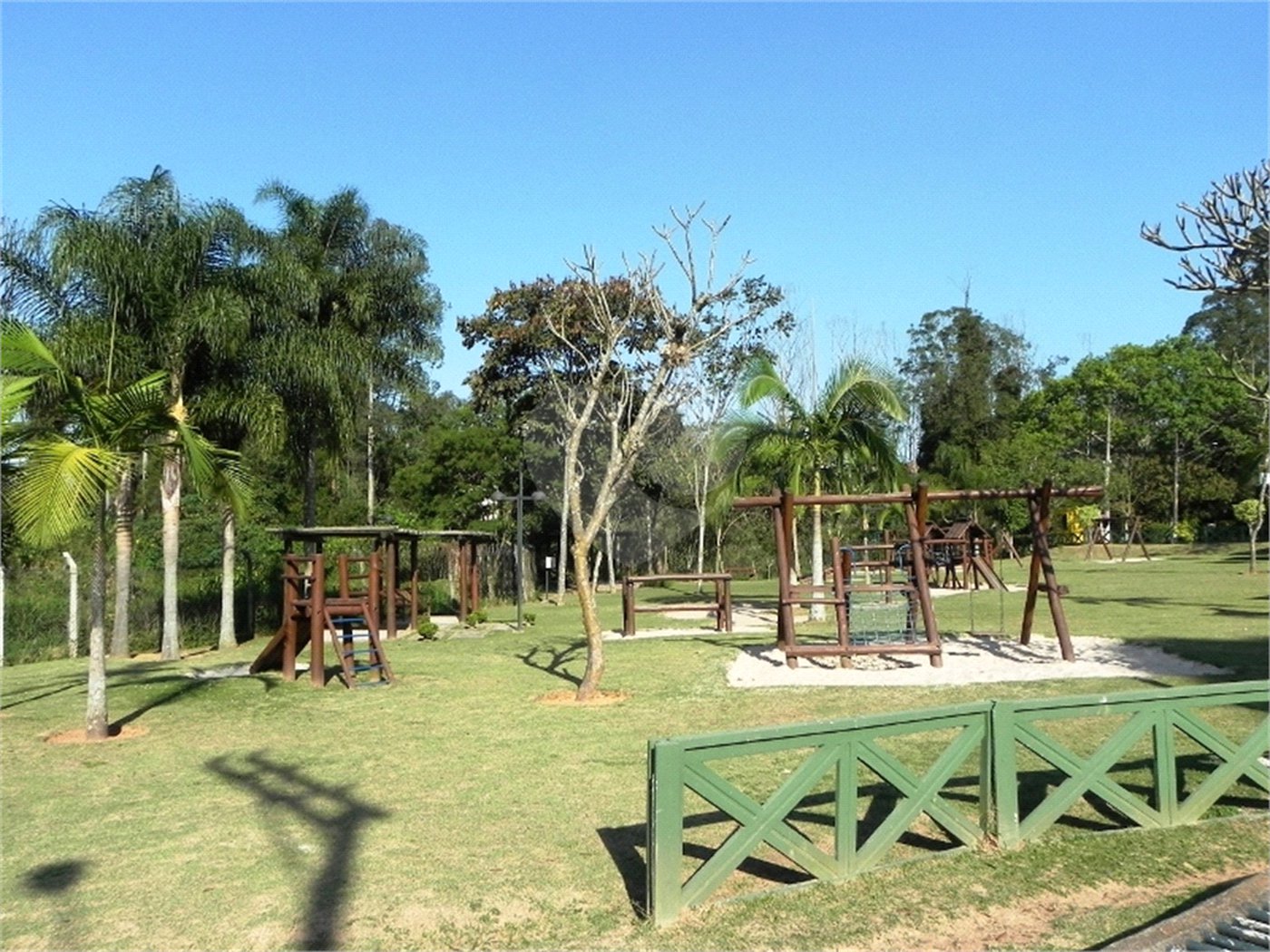 Casa á venda – Granja Viana
