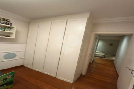 Apartamento para alugar com 4 quartos, sendo 2 suítes, em Vila Andrade, São Paulo, SP