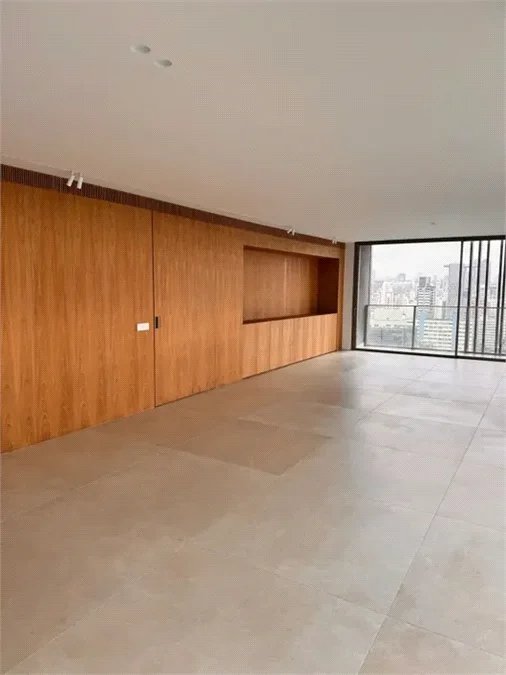 Apartamento para alugar com 4 quartos, sendo 3 suítes, em Pinheiros, São Paulo, SP