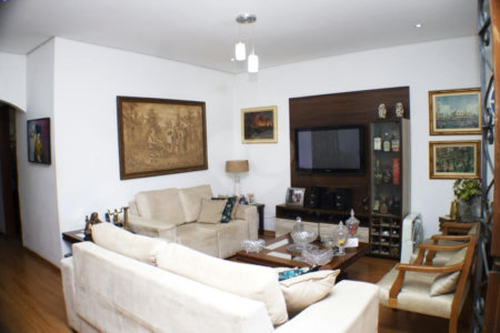 Casa Térrea à venda com 3 quartos, sendo 1 suíte, em Vila Gardênia, Atibaia, SP
