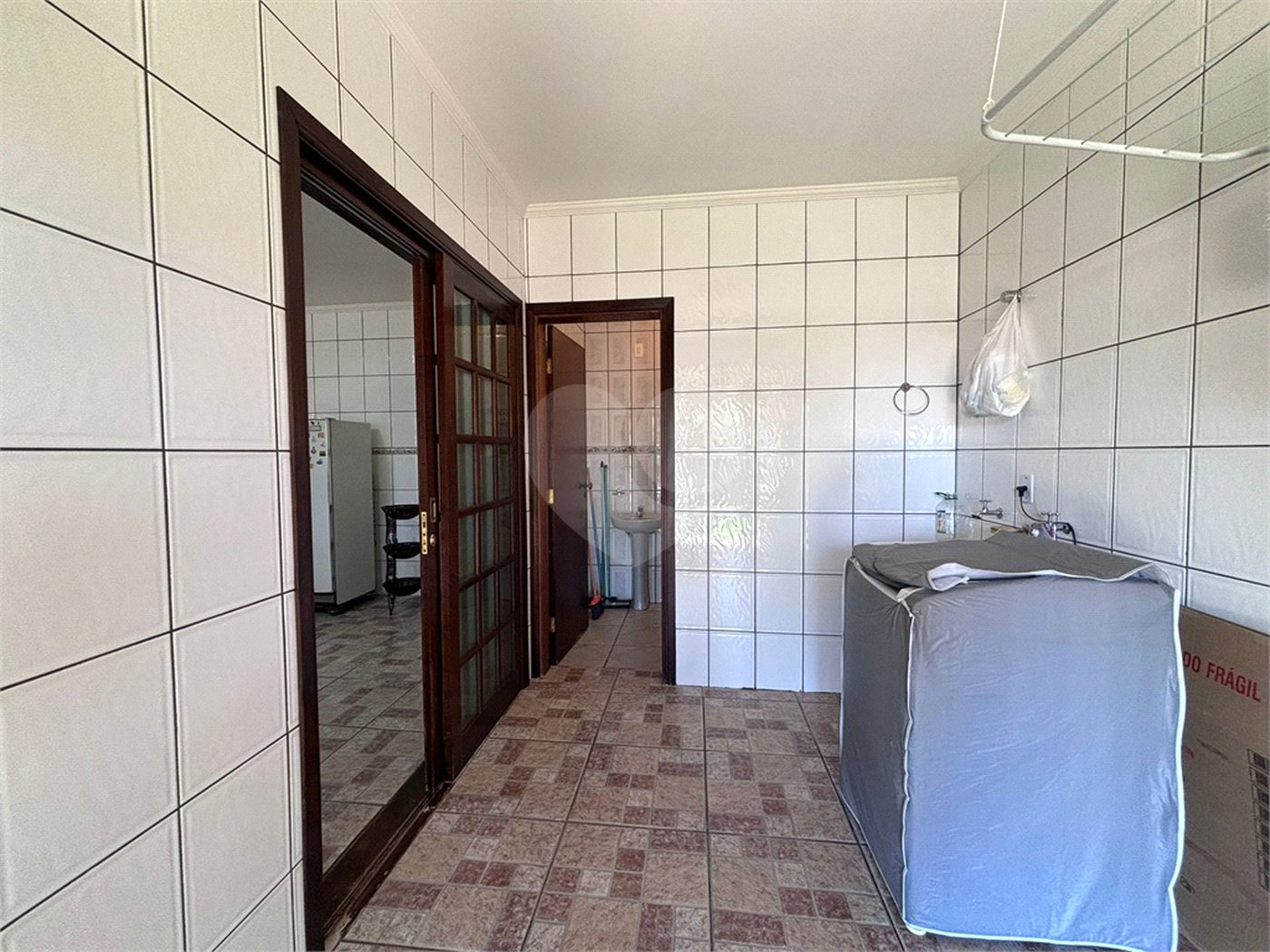 Casa Térrea à venda com 4 quartos, sendo 2 suítes, em Alpes D'Ouro, Bom Jesus dos Perdões, SP