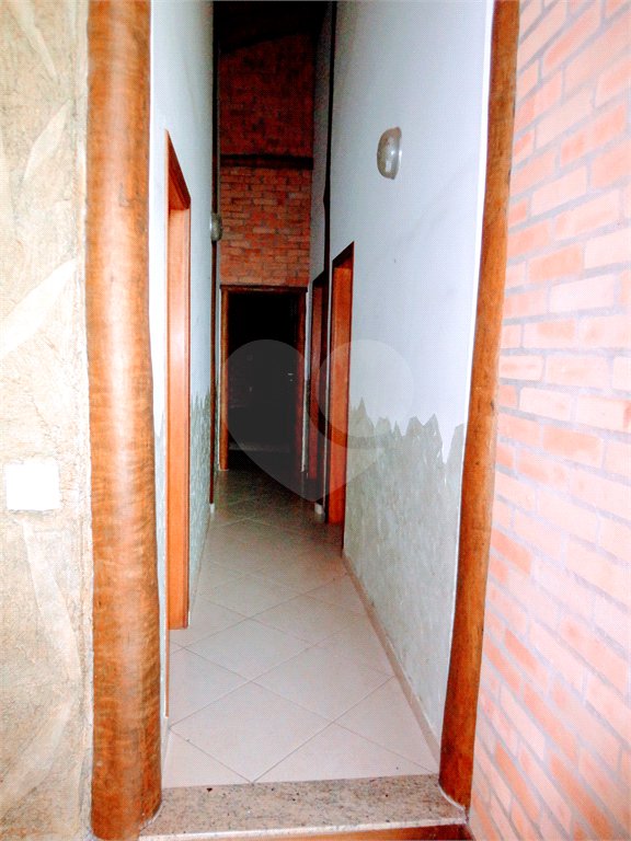 Casa à venda com 4 suítes no condomínio Estância Marambaia, Vinhedo - SP