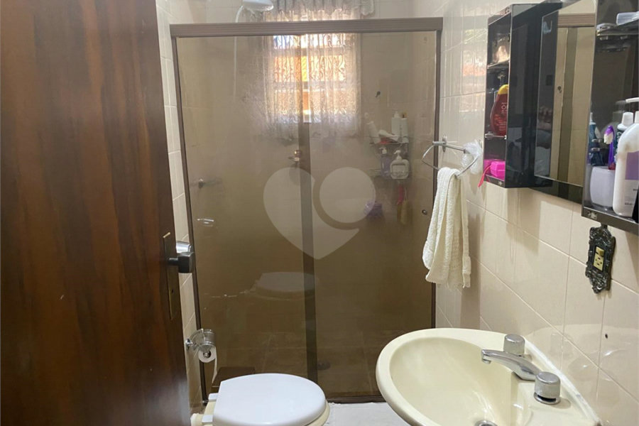 Sobrado à venda com 3 quartos, sendo 1 suíte, em Tremembé, São Paulo, SP