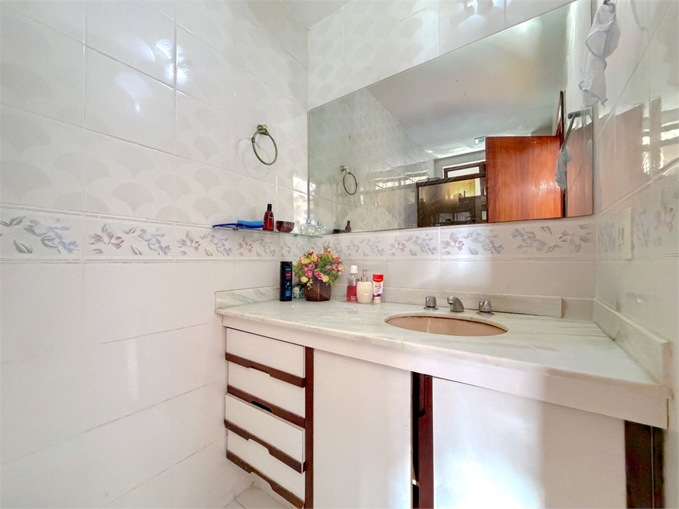 Apartamento à venda com 4 quartos, sendo 2 suítes, em Tijuca, Rio de Janeiro, RJ