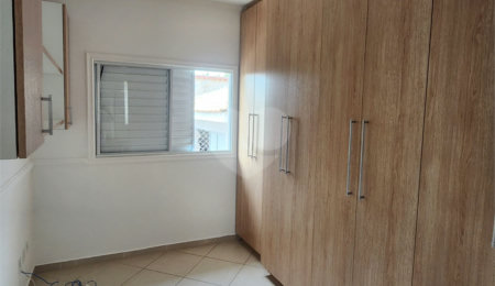 Casa à venda com 3 quartos, sendo 1 suíte,  no condomínio Terras de São Francisco, Vinhedo - SP