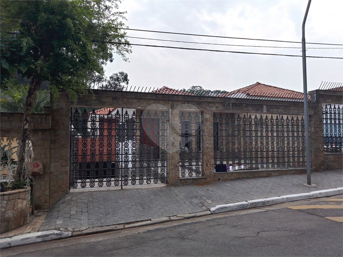Casa Térrea à venda com 3 suítes em Tucuruvi, São Paulo, SP
