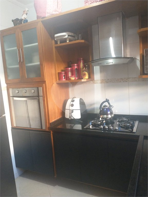 Sobrado à venda com 3 quartos, sendo 1 suíte,  em Jardim Universo, Mogi das Cruzes, SP