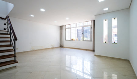 Casa de Vila à venda com 3 quartos, sendo 2 suítes, em Campo Belo, São Paulo, SP