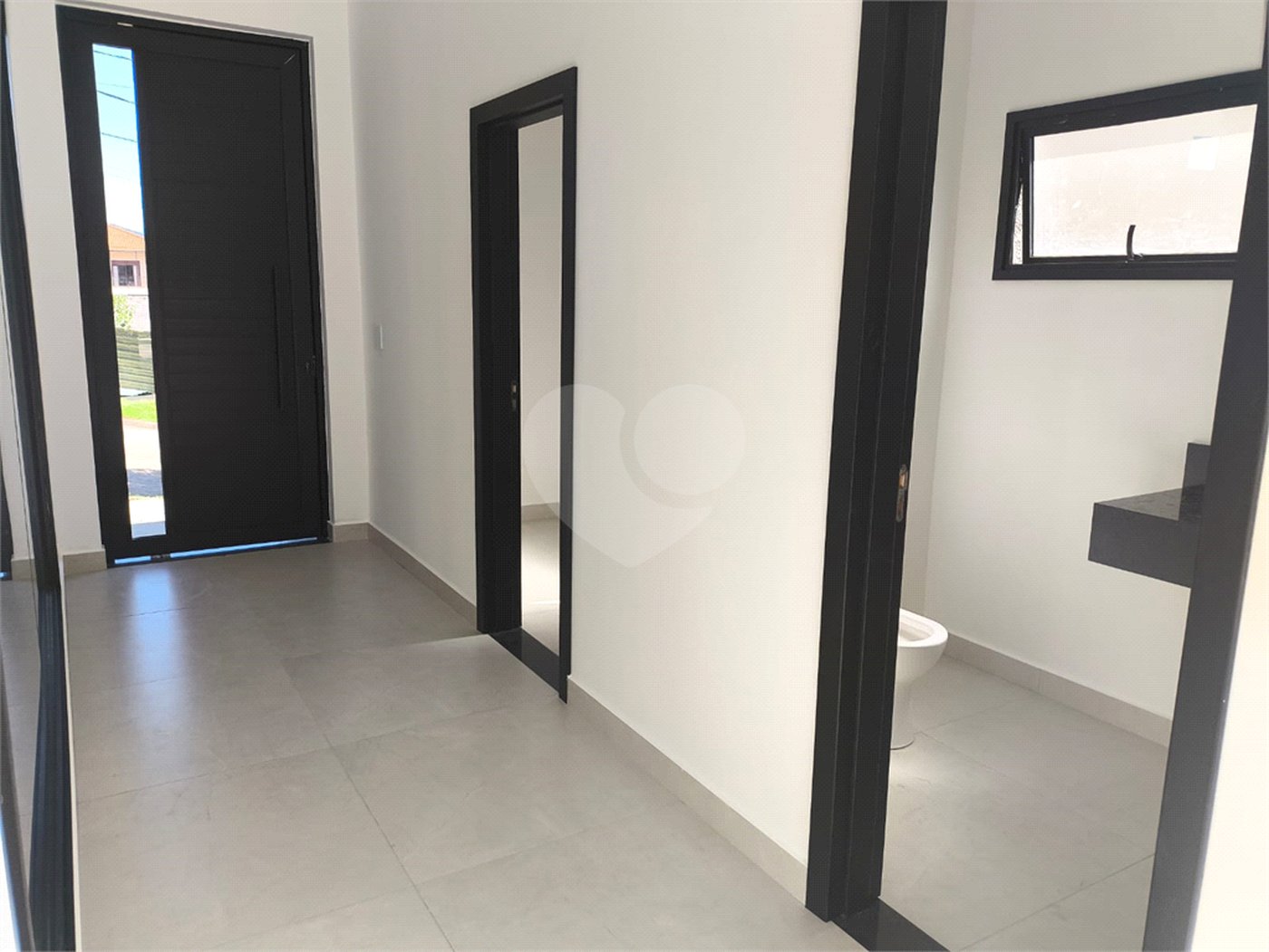 Sobrado à venda com 5 quartos, sendo 3 suítes, em Condomínio Residencial Reserva Ecológica Atibaia, Atibaia, SP