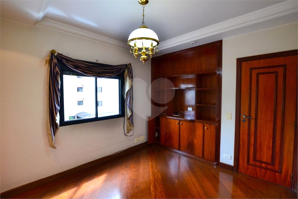 Apartamento à venda com 4 quartos, sendo 2 suítes, em Vila Monumento, São Paulo, SP