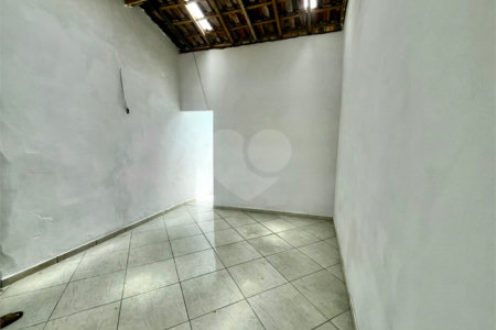 Casa à venda com 2 quartos em Vila Deyse, Itapetininga, SP
