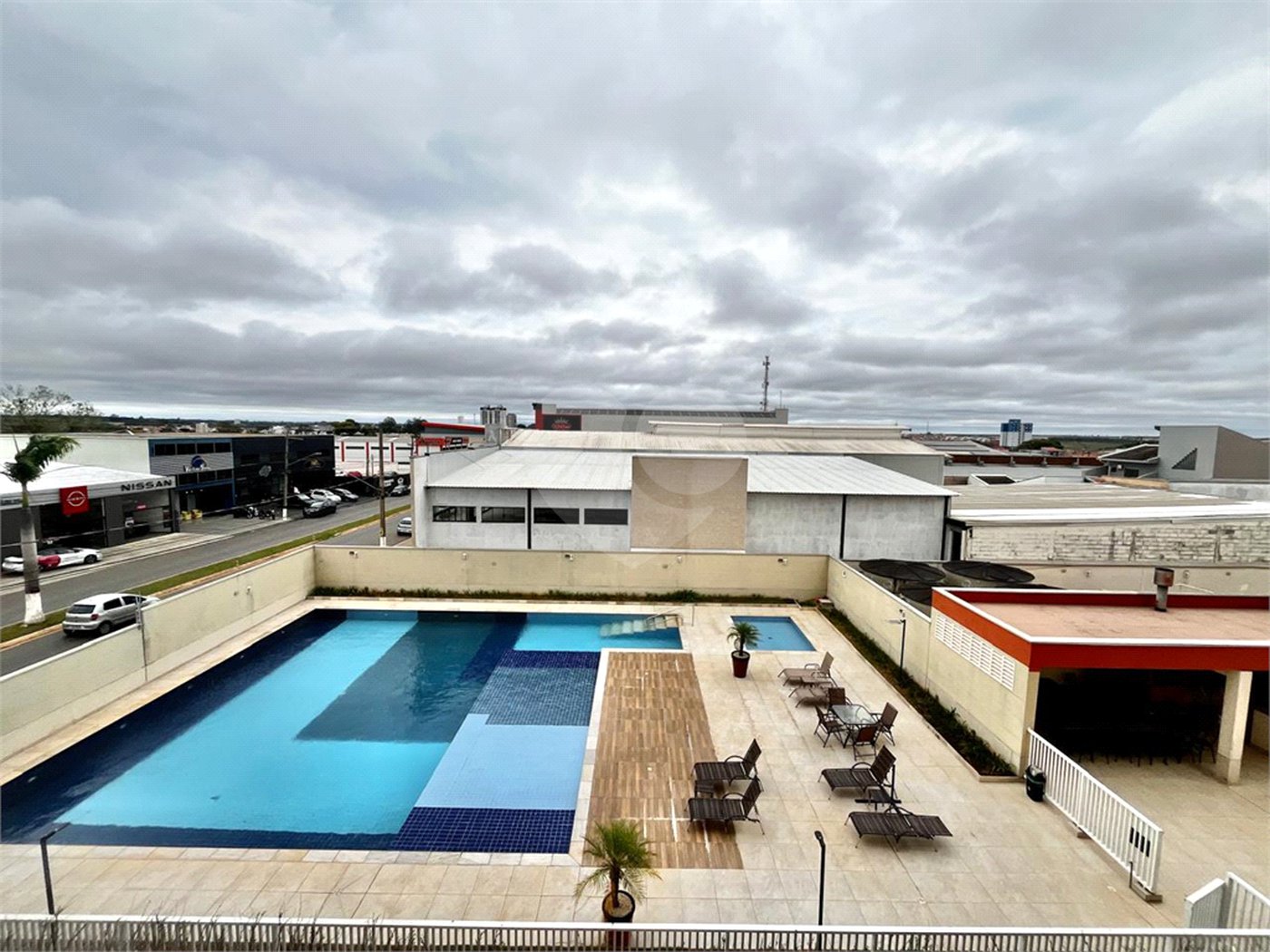 Apartamento à venda com 3 quartos, sendo 1 suíte,  em Vila Macia, Itapetininga, SP