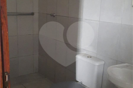 Sobrado à venda com 4 quartos, sendo 1 suíte, em Jardim Hubert, Indaiatuba, SP