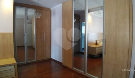 Sobrado à venda com 3 quartos, sendo 1 suíte,  em Vila Maria, São Paulo, SP