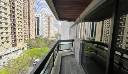 Apartamento à venda ou para alugar com 2 quartos, sendo 1 suíte,  em Itaim Bibi, São Paulo, SP