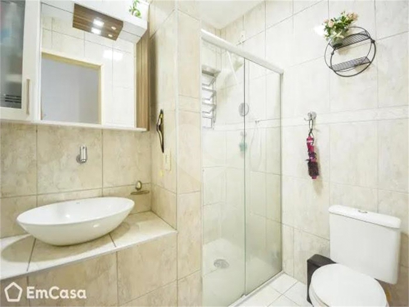Sobrado à venda com 3 quartos, sendo 1 suíte, em Vila Galvão, Guarulhos, SP