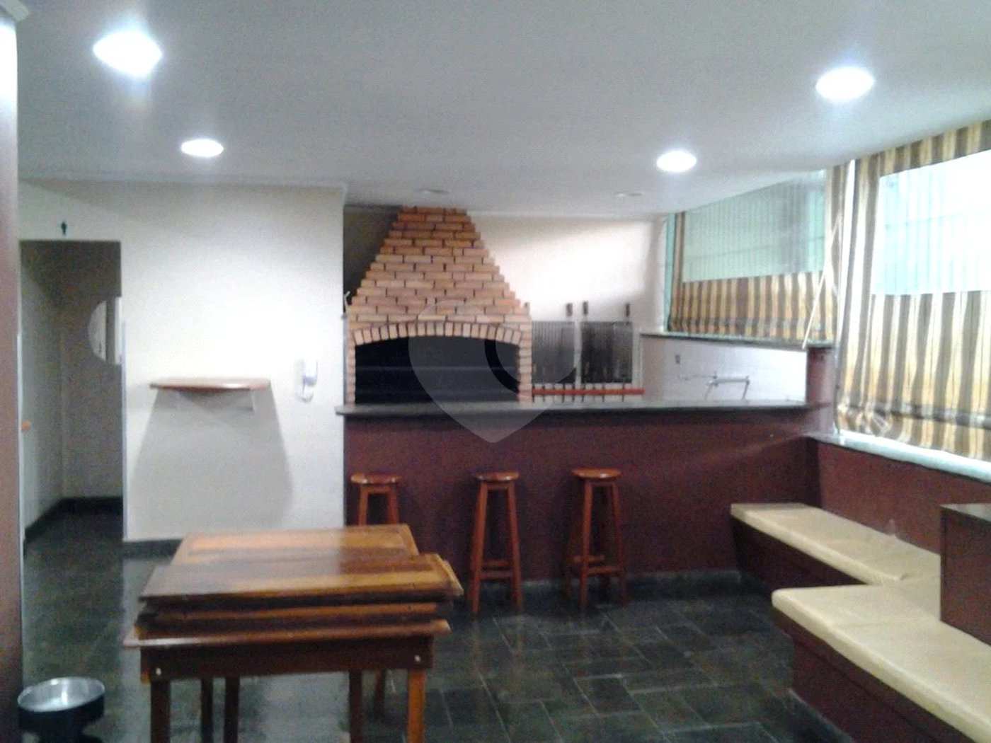 Apartamento à venda com 4 quartos, sendo 3 suítes,  em Santa Teresinha, São Paulo, SP