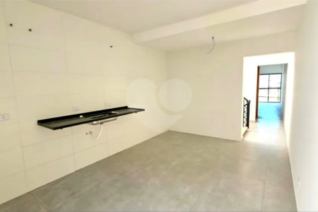 Casa à venda com 3 quartos, sendo 1 suíte, em Cidade dos Bandeirantes, São Paulo, SP