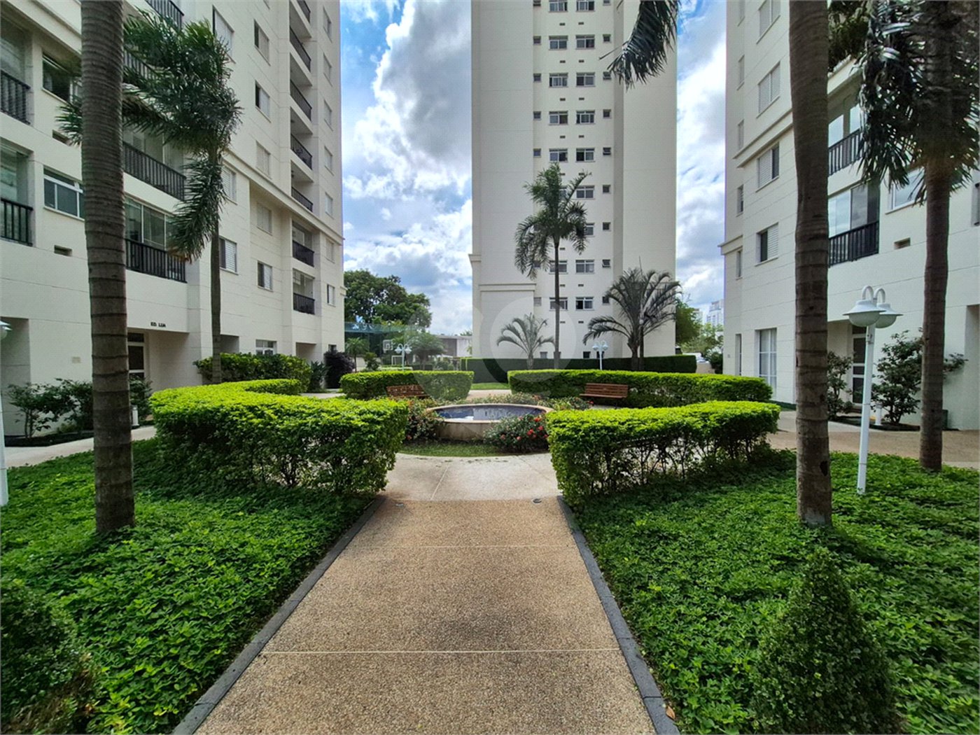Apartamento à venda com 2 quartos em Vila Anastácio, São Paulo, SP