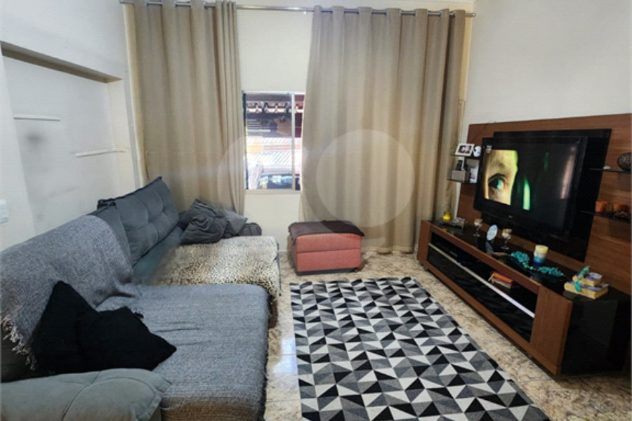 Sobrado à venda com 3 quartos, sendo 1 suíte, em Jardim França, São Paulo, SP