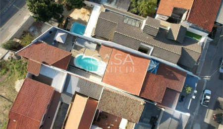 Casa Térrea à venda com 3 quartos, sendo 1 suíte,  em Jardim Rosália Alcolea, Sorocaba, SP